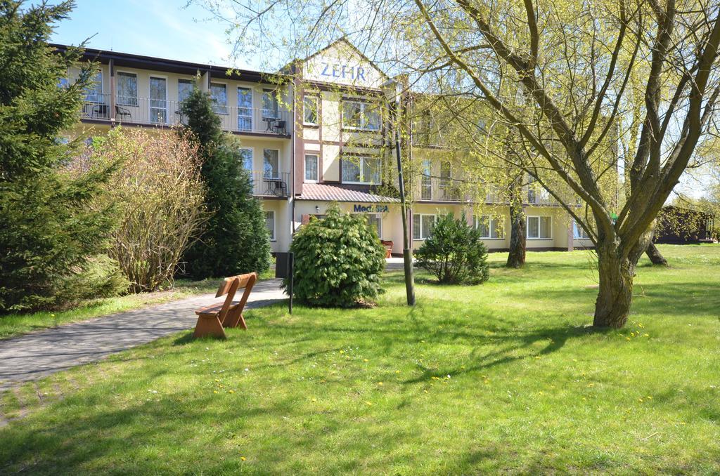 Lech Resort & Spa Leba Bagian luar foto