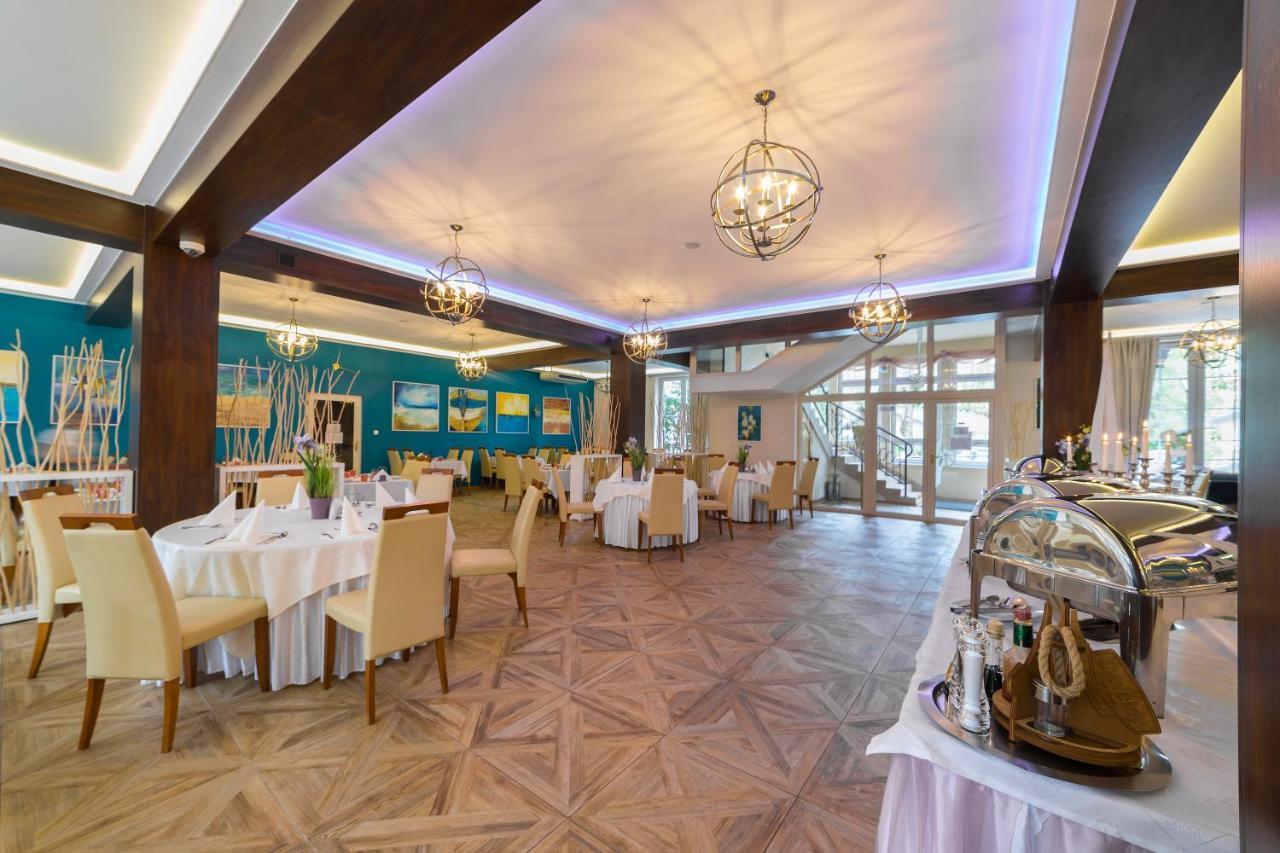 Lech Resort & Spa Leba Bagian luar foto